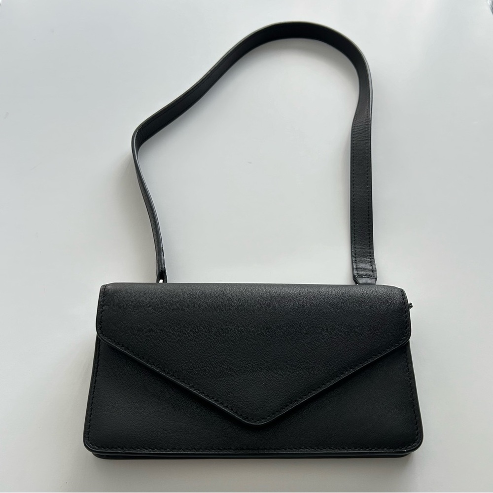 Elegant Black Crossbody Bag